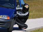 knee_down.jpg