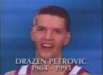 Slika Dražena ne ekranu za vrijeme NBA finala 1993..jpg