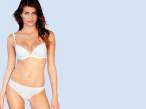 Isabeli-Fontana-4.jpg