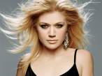 Kelly-Clarkson-16.JPG