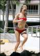 kate_hudson_bikini07.jpg