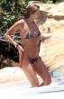 elle_macpherson_bikini_pictures_5_big.jpg