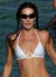 carla-bruni-bikini-1-10.jpg