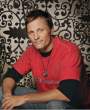 0 - march viggo.jpg