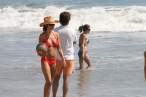 lisa_rinna_bikini_red_big.jpg