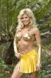 torrie_wilson_get_out_big.jpg