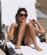 47649_vanessa_hudgens_paparazzi03_123_809lo.jpg