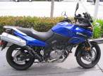 800px-Suzuki_vstrom_dl650_motorcycle.jpg