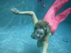 topless_underwater_09.jpg
