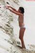 shannen_doherty_caught_sunbathing_topless_007.jpg