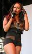 MCFan_for_celeblounge05-07-2010_11.jpg