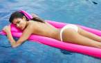 jenna_pieterson_hot_girl_pool.jpg