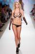 kate-upton-beach-bunny-swimwear-show-02-480x720.jpg