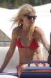 gwyneth-paltrow-bikini-italy-13-480x720.jpg