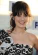 ZooeyDeschanel13.jpg