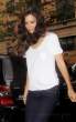 katie-holmes-white-tee-04-480x764.jpg