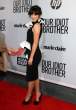 ZooeyDeschanel_OurIdiotBrotherpremiere_Hollywood_160811_546.jpg
