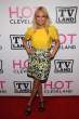 tn-by_mah0ne-Kristin_Chenoweth_At_The_Hot_In_Cleveland_Premiere_14.06.10_002.jpg