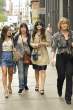 Zooey Deschanel walks to ABC studios590lo.jpg