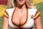 nfl-cheerleaders-cleavage-3.jpg