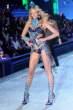 2011-victorias-secret-fashion-show-20111109-195834-274.jpg