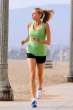 estella-warren-beach-work-out-LA-07-480x720.jpg