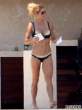 torrie-wilson-black-bikini-miami-17-435x580.jpg