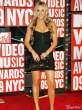 amanda-bynes-cleavage-mtv-music-awards-0417-05-435x580.jpg