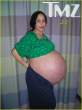 Octo-Mom-s-Baby-Belly-nadye-suleman-5635285-918-1222.jpg