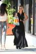 Mena_Suvari_dressed_black_top_long_skirt_goes_SSKhH6GosxVx.jpg