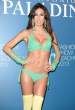 elisabetta_gregoraci_sexy_hot_outfit_5.jpg