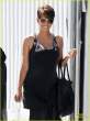 halle-berry-pregnancy-glowing-fabric-shopping-08.jpg