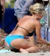 Rachel Hunter Bikini Malibu 07-07-13 (23).jpg