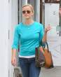 Reese+Witherspoon+Visits+Brentwood+Country+nyQKRiJo5swx.jpg