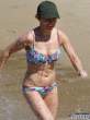 geri-halliwell-bikini-in-sydney-10-435x580.jpg