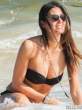elisabetta-gregoraci-wears-a-black-bikini-on-a-beach-in-kenya-04-435x580.jpg