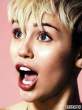 Miley-Cyrus-Sexy-in-Bangerz-Tour-Promos-05-435x580.jpg