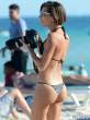 logan-fazio-shooting-claudia-romani-on-the-beach-02-435x580.jpg