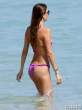julia-pereira-pink-bikini-miami-14-435x580.jpg