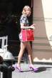 taylor-swift-at-a-photoshoot-in-west-village_12.jpg
