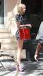 taylor-swift-at-a-photoshoot-in-west-village_17.jpg
