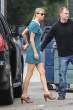 taylor-swift-at-a-dance-studio-in-la_6.jpg