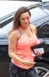 kelly-brook-heading-to-the-gym-in-la_3.jpg