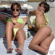 Roberta-Giarrusso-Paparazzi-bikini-Pin-Up-Stars-occhiali-Miu-Miu.jpg